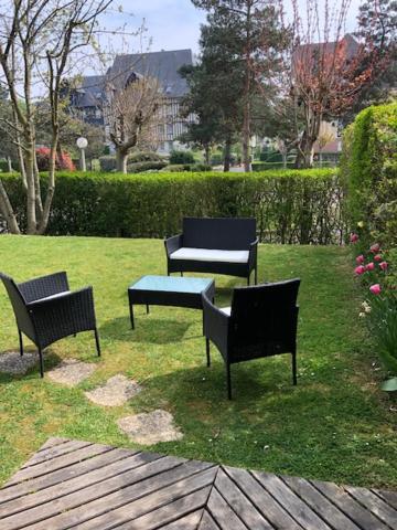 Magnifique 2P En Rez-De-Jardin Oriente Sud A 2 Pas De La Plage كابورغ المظهر الخارجي الصورة